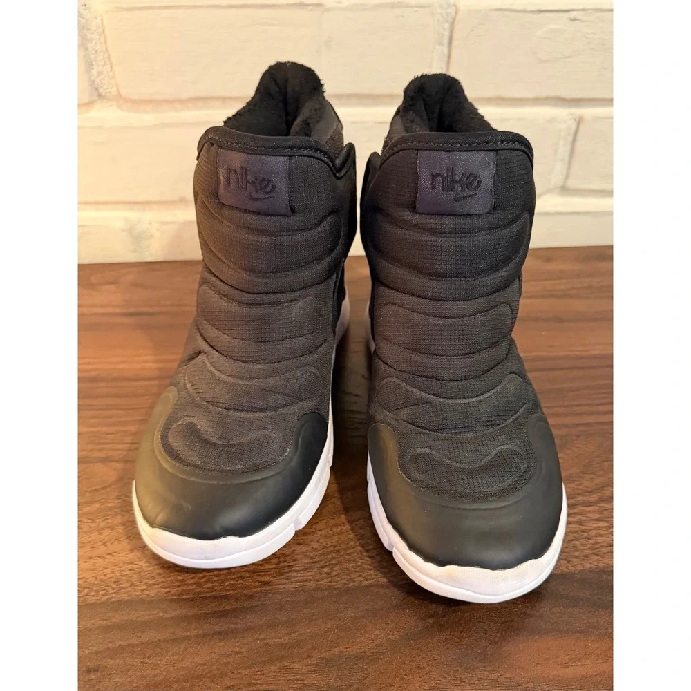 Nike Novice Winter Boots Kids Black White AV8339-005 Sz 12C Fleece Lined Toddler
